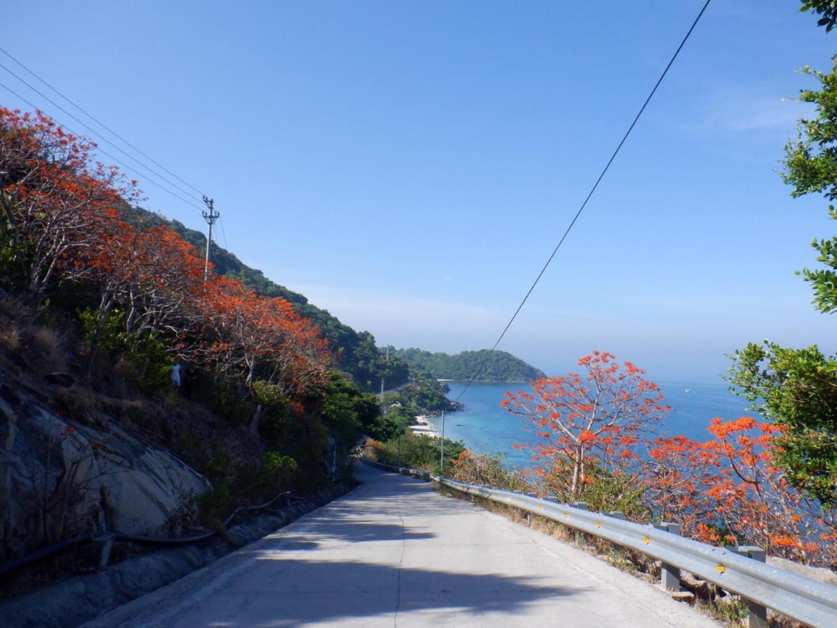 Hiep Tung Homestay Tân Hiệ Esterno foto