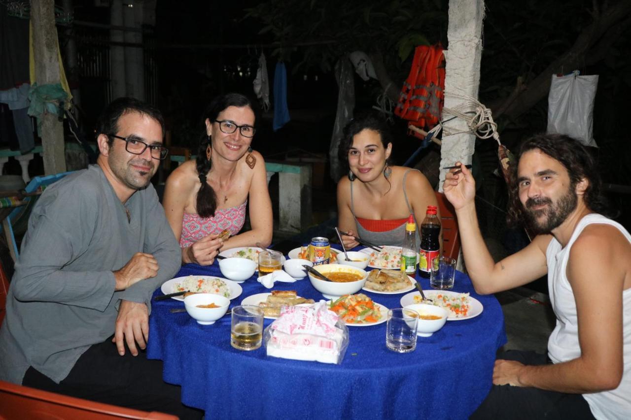 Hiep Tung Homestay Tân Hiệ Esterno foto