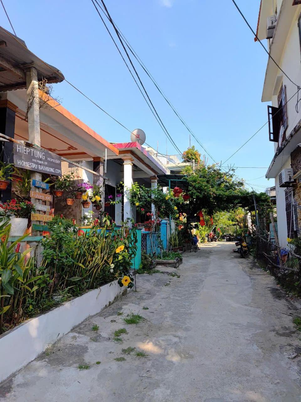 Hiep Tung Homestay Tân Hiệ Esterno foto