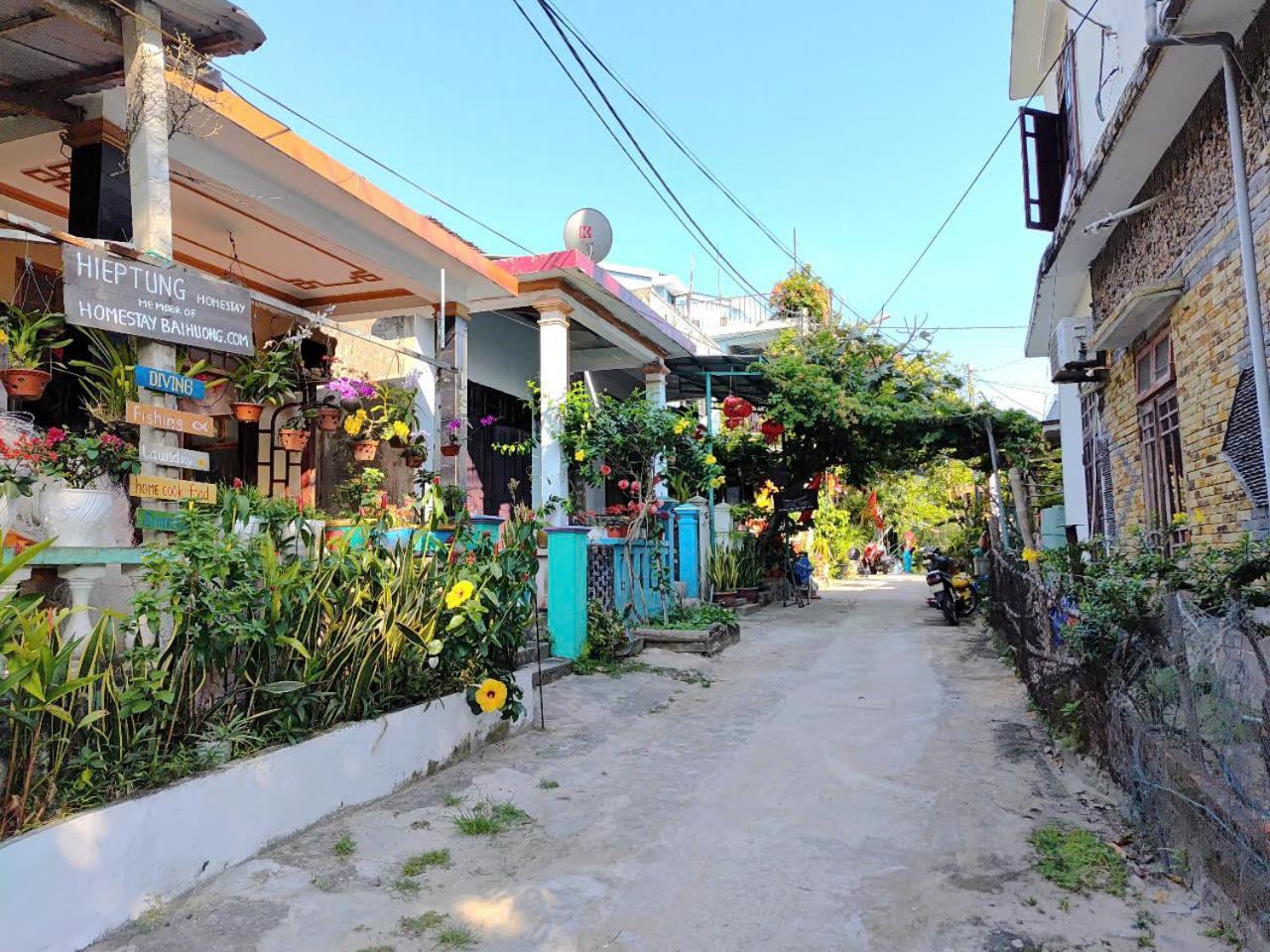 Hiep Tung Homestay Tân Hiệ Esterno foto
